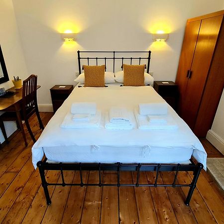 Newberry Wood Guesthouse Ilfracombe Dış mekan fotoğraf