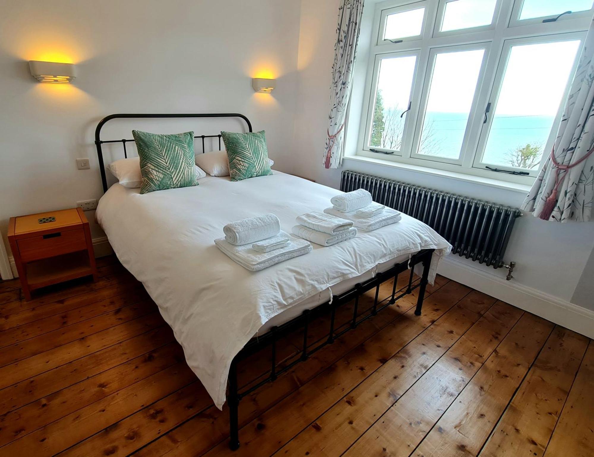 Newberry Wood Guesthouse Ilfracombe Oda fotoğraf